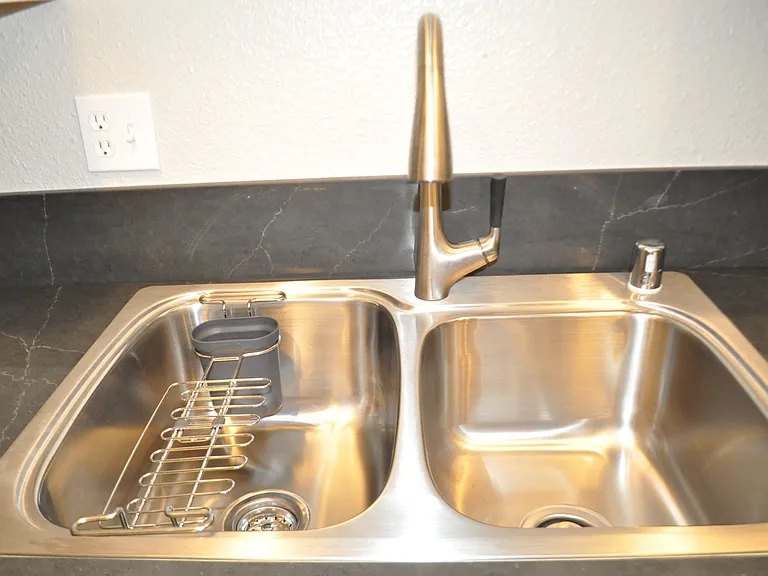 Spacious 2 bedroom, 1 bath Apartments Your New Home in the Heart of El Cajon — Photo 33