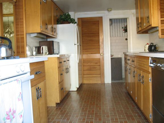 Gourmet Kitchen