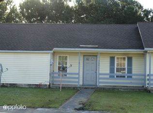 760 Pinewood Dr, Jacksonville, NC 28546