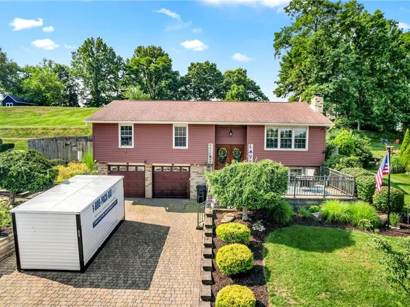 107 Tory Rd, Coraopolis, PA 15108