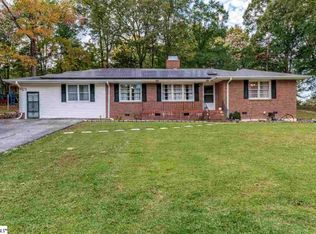 328 Earl Dr, Spartanburg, SC 29306