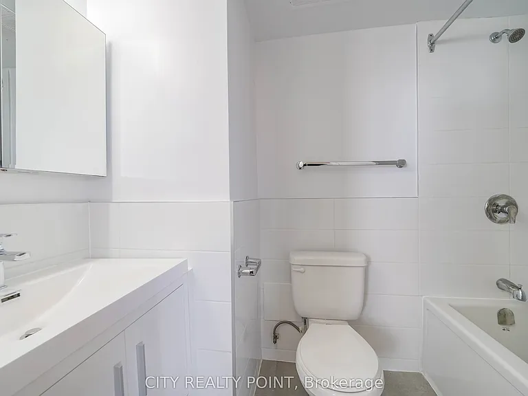 1500 Bathurst St #1008 — Photo 10