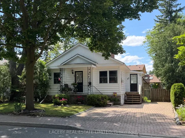 82 Mill St, Richmond Hill, ON L4C 4A7