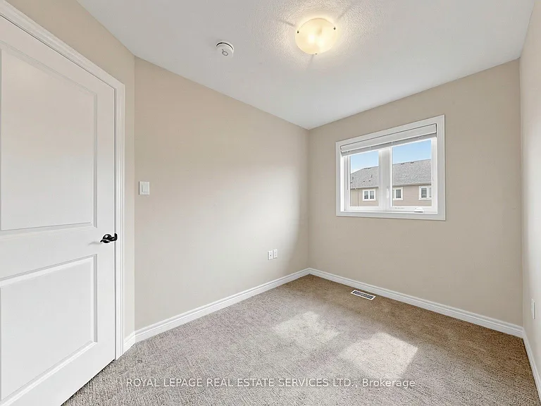 7 Birot Ln — Photo 29