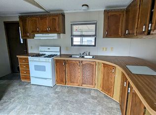 92 Bittersweet Trl N, Monroe, MI 48161