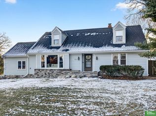 7801 Hickory Cir, Omaha, NE 68124