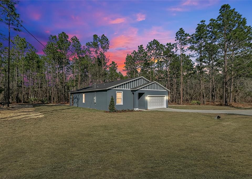1st image of 32 Maple Ln #6