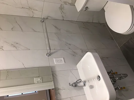 Rented by Voro New York | media 33