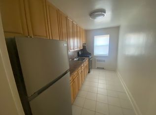 61 Seth Ct #B, Staten Island, NY 10301