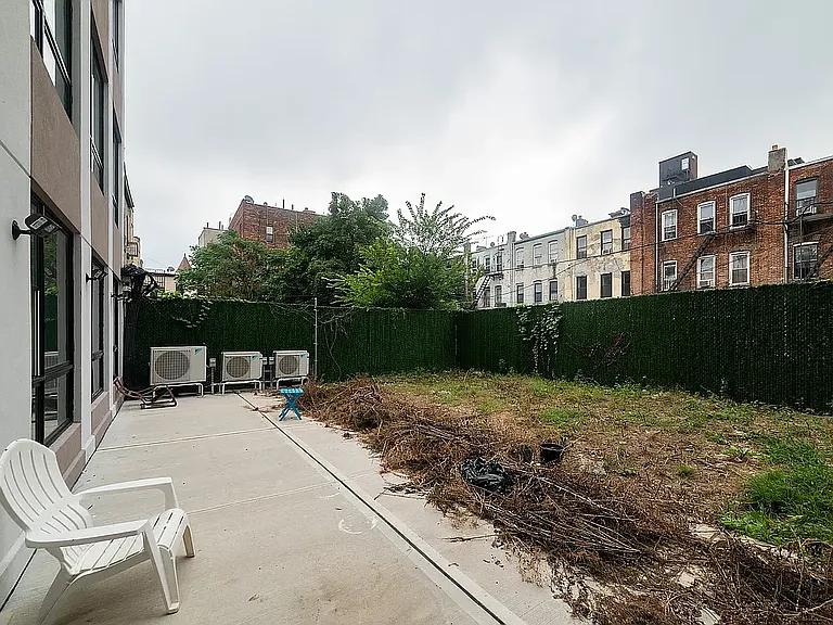 254 E 28th St #3D — Photo 10