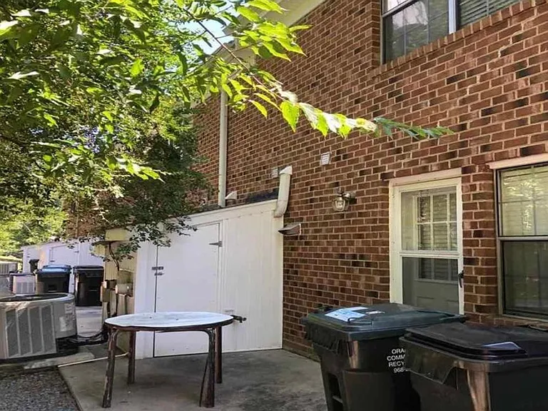 1002 Willow Dr #106 — Photo 2