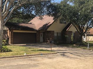 303 Matula Ave, Schulenburg, TX 78956