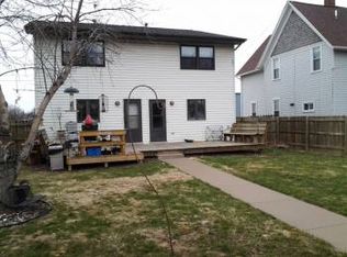 1209 W College Ave, Appleton, WI 54914