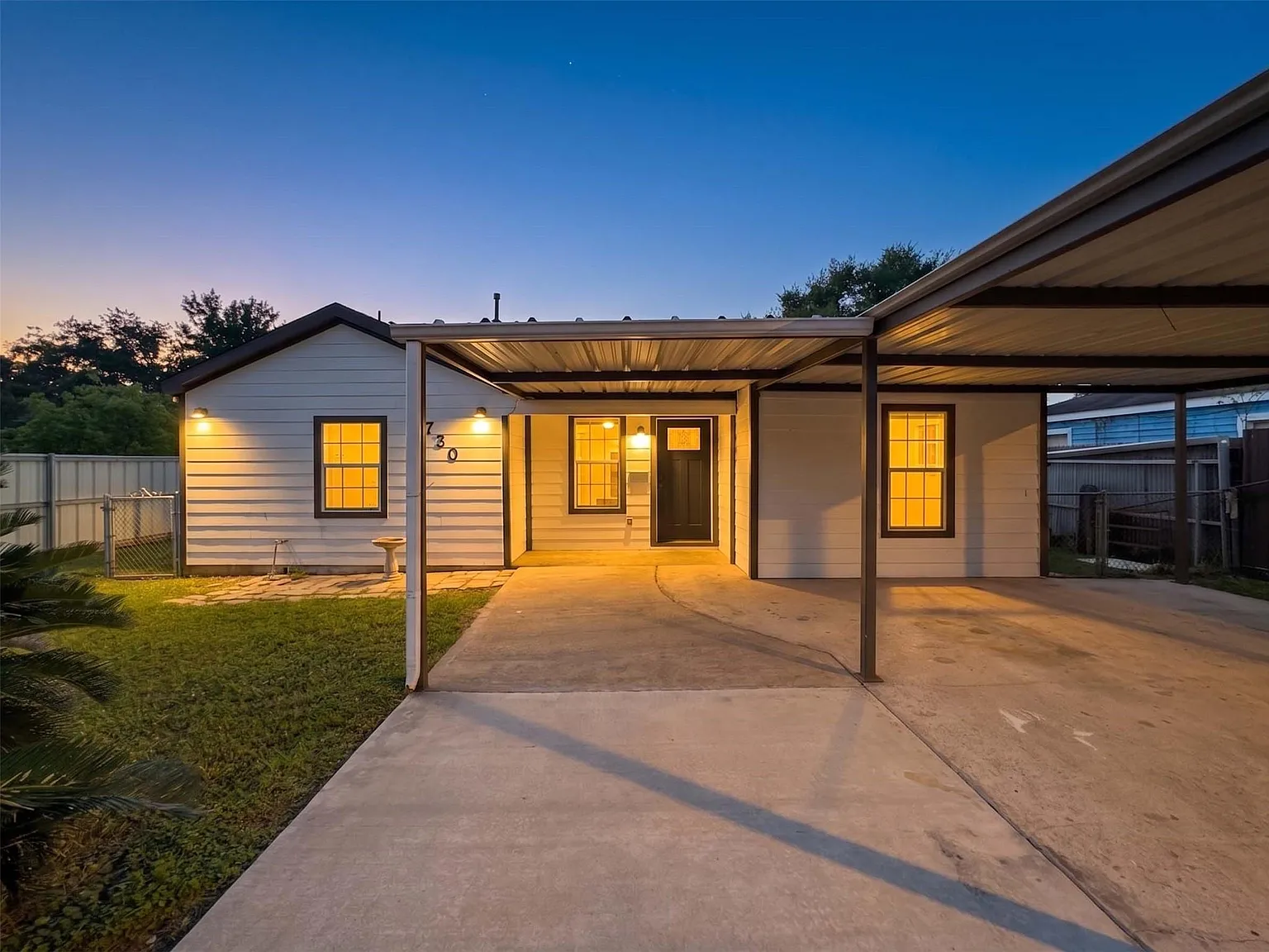3 bed, 3.0 bath, 1434 sqft, $2,250 — Photo 1