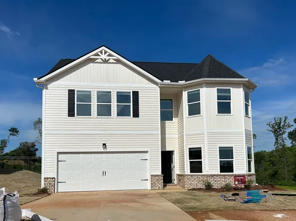 303 Pretoria Dr, Woodruff, SC 29388