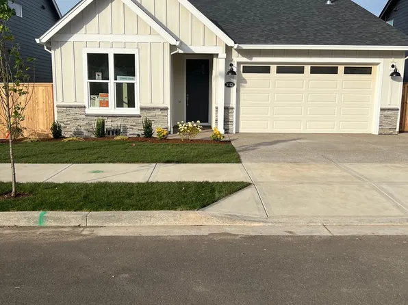 1957 S Fir Loop, Canby, OR 97013