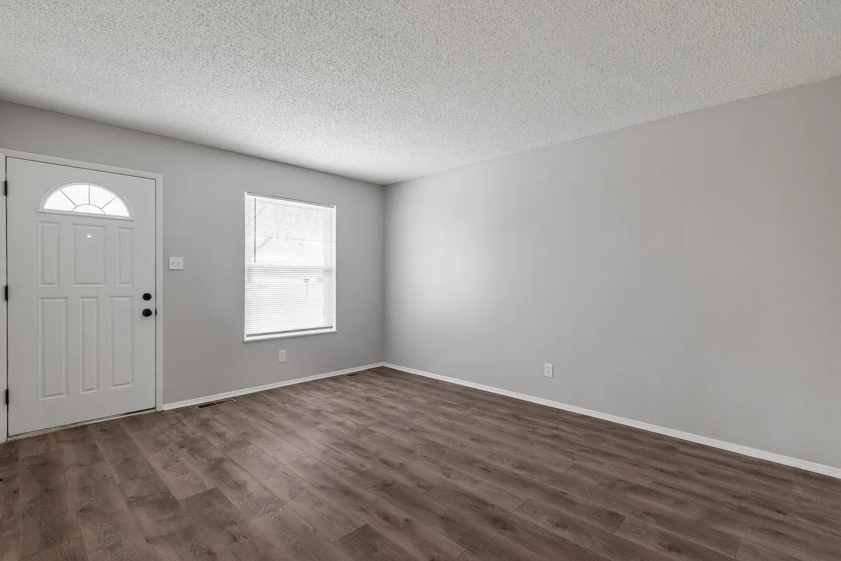 Building Photo - 6646 Foothills Ct