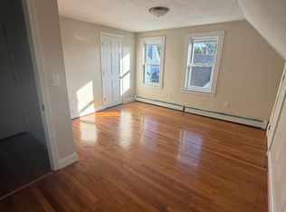 28 Newhall St FLOOR 3, Malden, MA 02148