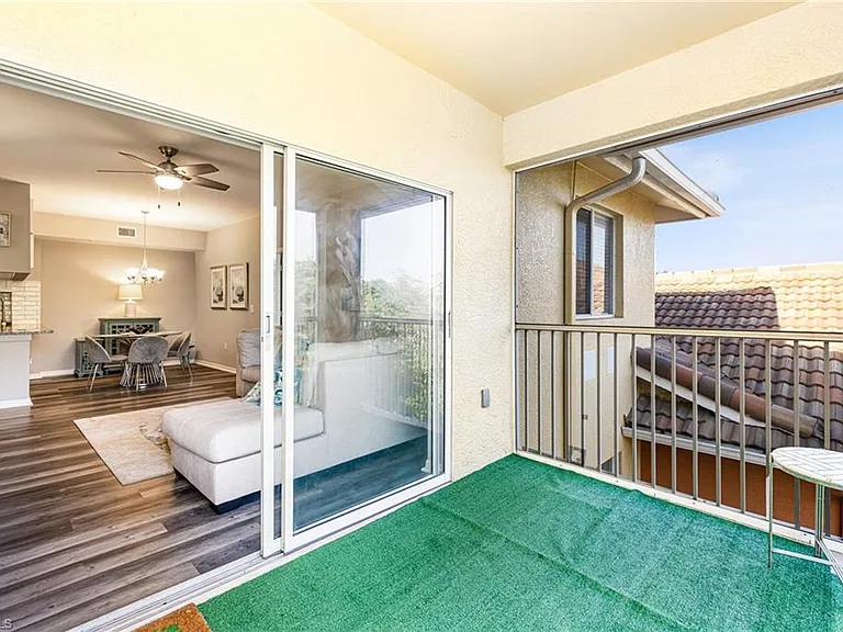6361 Aragon Way #303 — Photo 32