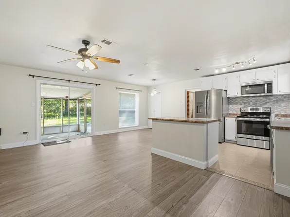 127 Judith Dr, Valparaiso, FL 32580