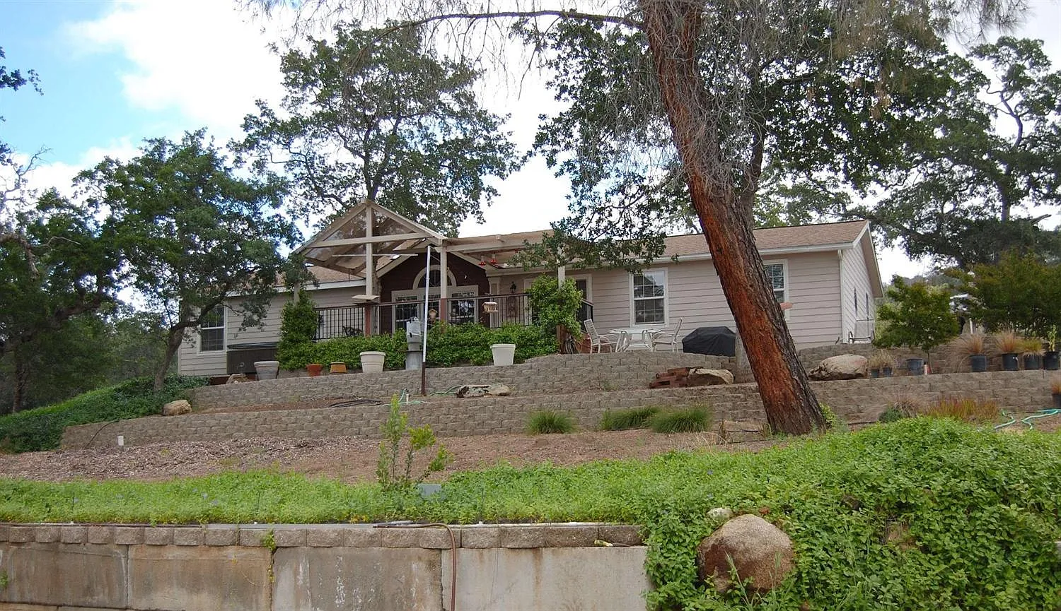 42604 Rivercrest Rd photo 1