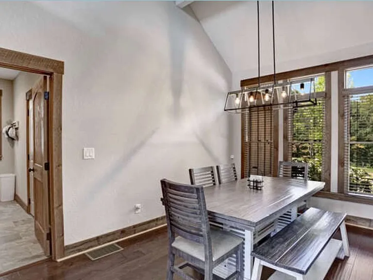 37 Upper Knoll Dr — Photo 12