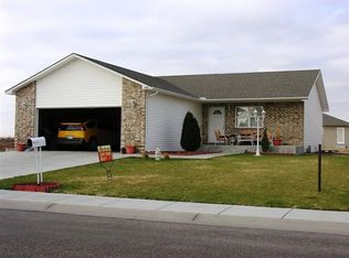 1450 Pioneer Dr, Liberal, KS 67901