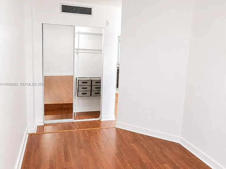 1650 NE 115th St #505 — Photo 11