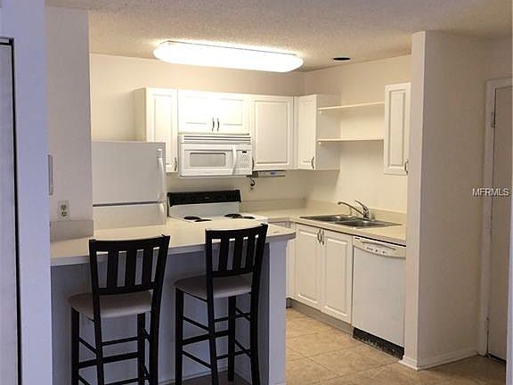 2nd image of 10020 Strafford Oak Ct APT 913
