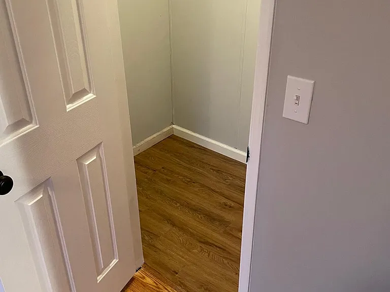 3075 Glen Wallace Dr — Photo 19