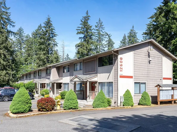 American Lake Townhomes