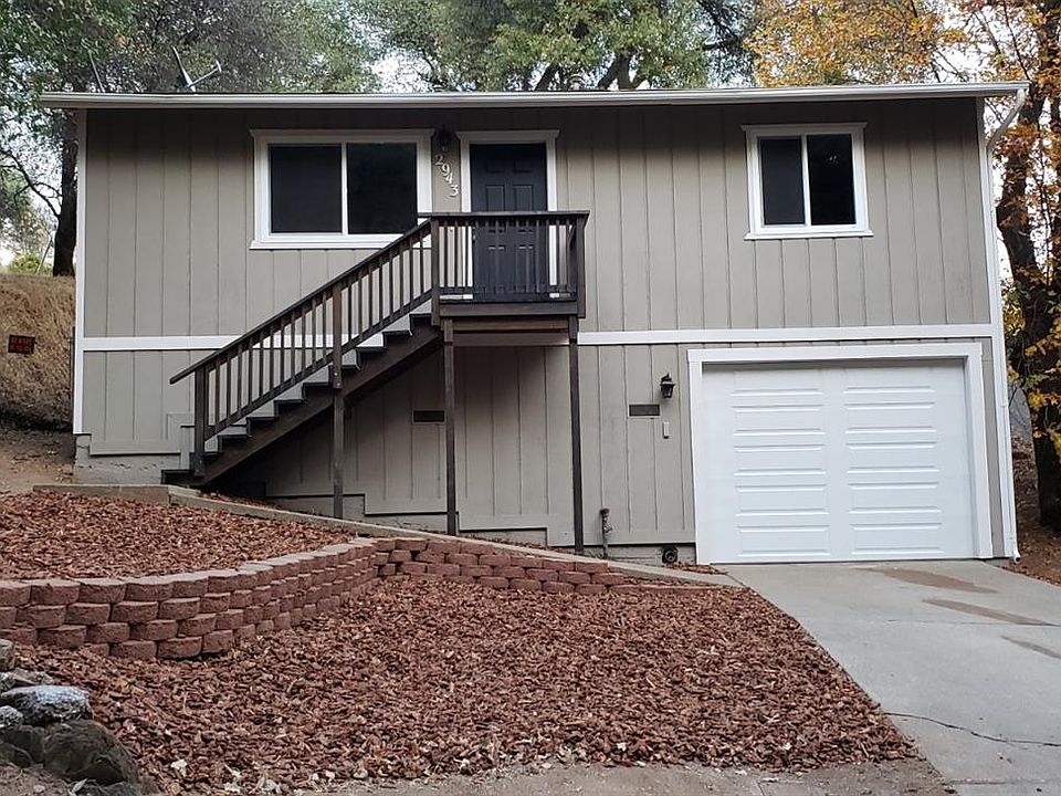 2nd image of 2943 Miller Way