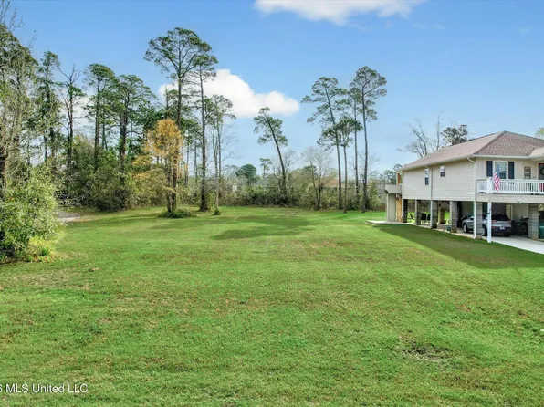 3914 Oak Ave, Gulfport, MS 39507