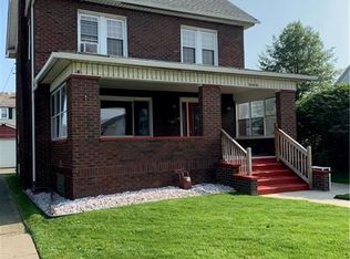 211 Hickory Way, Ellwood City, PA