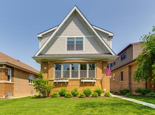 6851 N Osceola Ave, Chicago, IL