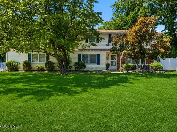 40 Millbrook Drive, New Monmouth, NJ 07748