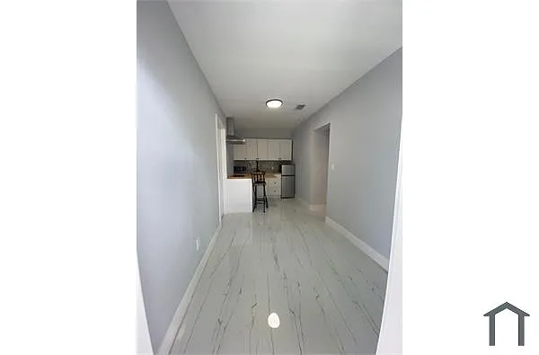 Building Photo - 6731 SW 7th St #1
