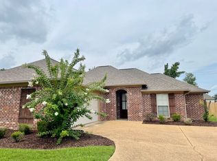 140 Clearview Dr E, Madison, MS 39110