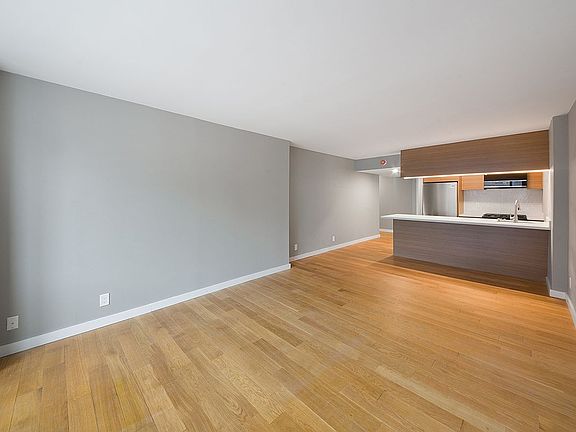 2nd image of 1 Irving Pl APT G7a
