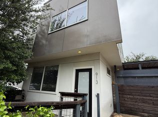 913 Ogden St, San Antonio, TX 78212