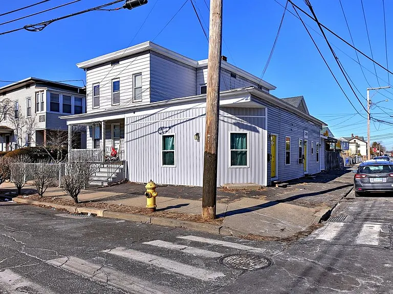 315 Nichols St — Photo 10
