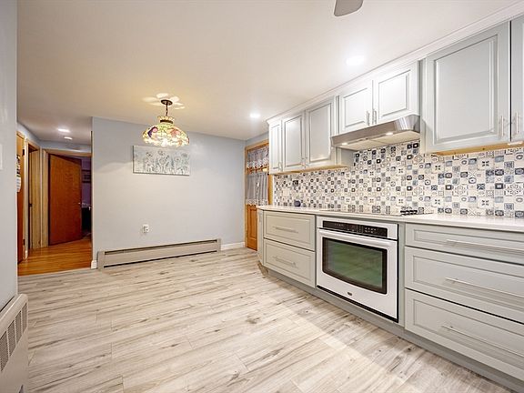 5th image of 12 W Colony Rd