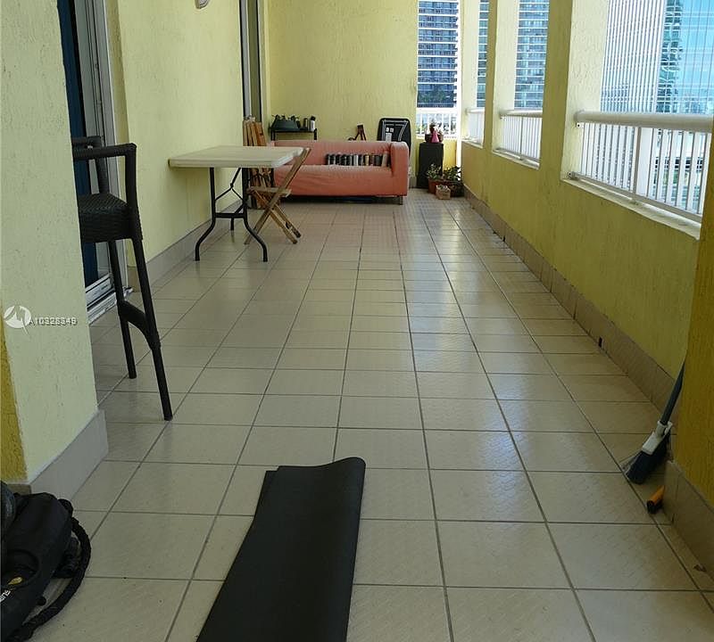 1st image of 170 SE 14th St APT 1808