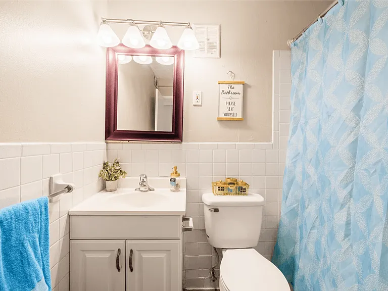 Lakeside Lakeview Apartments — Photo 22