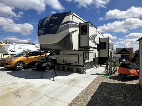 25054 S Pine Lake Rd #5053, Red Deer County, AB T0M 1R0