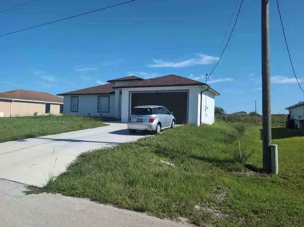 2806 69th St W, Lehigh Acres, FL 33971