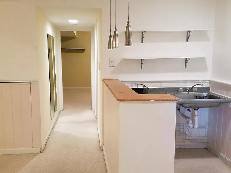 15431 Baileys Ln #1 — Photo 4