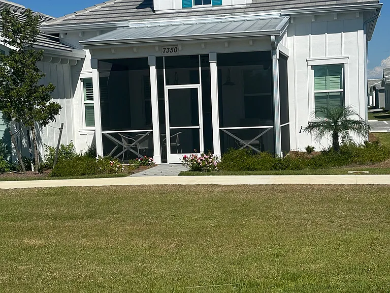 7350 Saona Ct — Photo 17