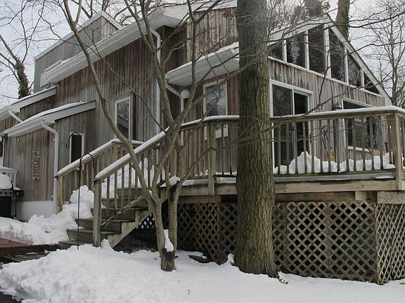 3rd image of 27 Williston Rd
