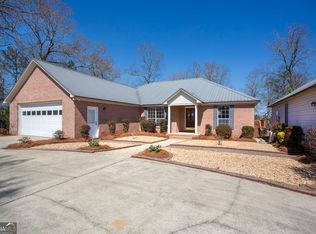 245 Cove Dr, Abbeville, AL 36310
